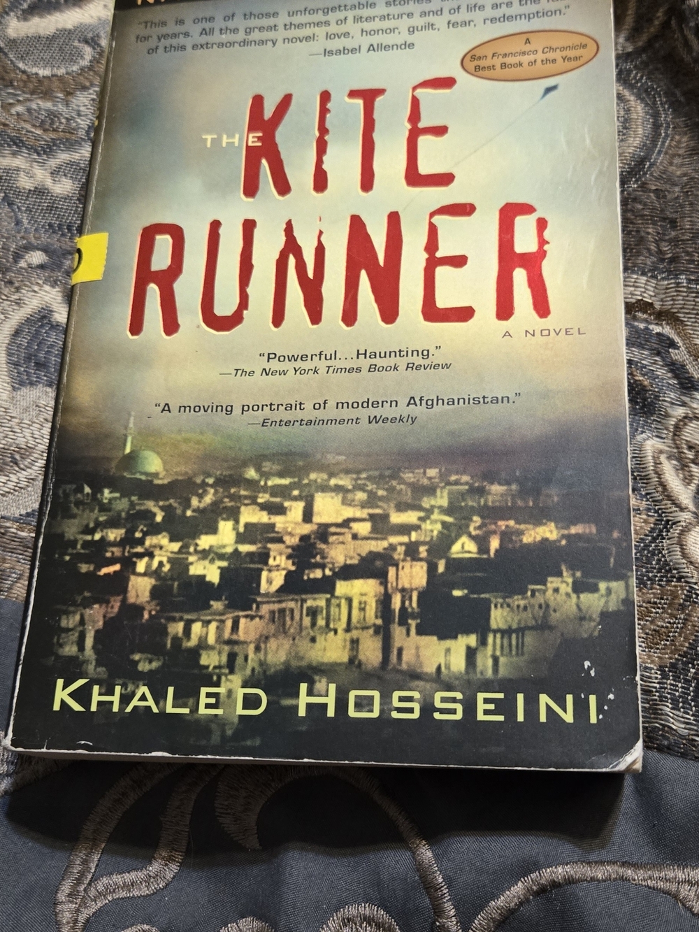 Khaled Hosseini The Kite Runner - Red and Cream Book Cover